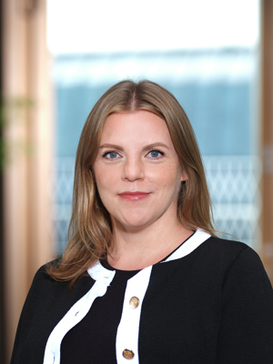 Karolina  Hoti
