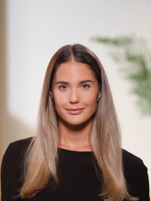 Sandra  Hofmann