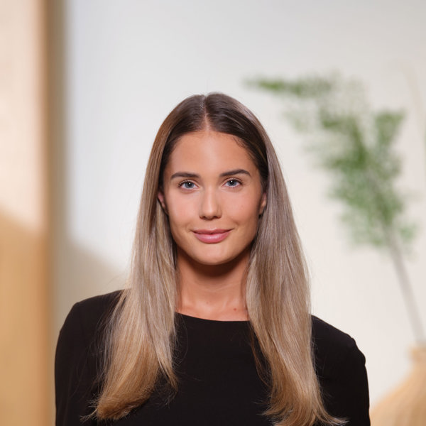 Sandra  Hofmann