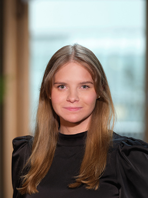 Isabell  Åkerblom